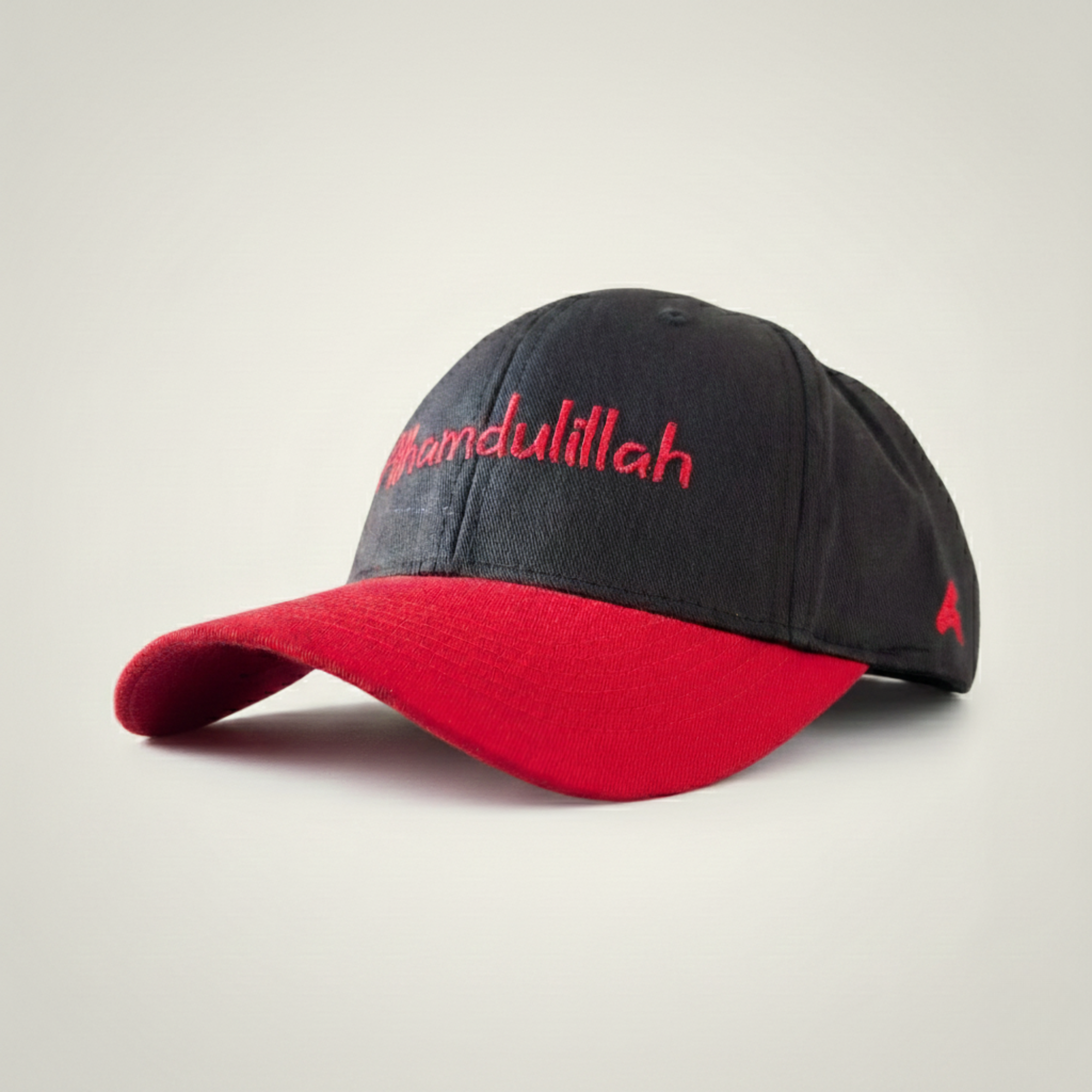 "Alhamdulillah" Embroidered Two-Tone Baseball Cap – Black & Red